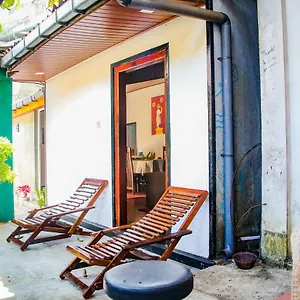  Bed & Breakfast House Sri Lanka